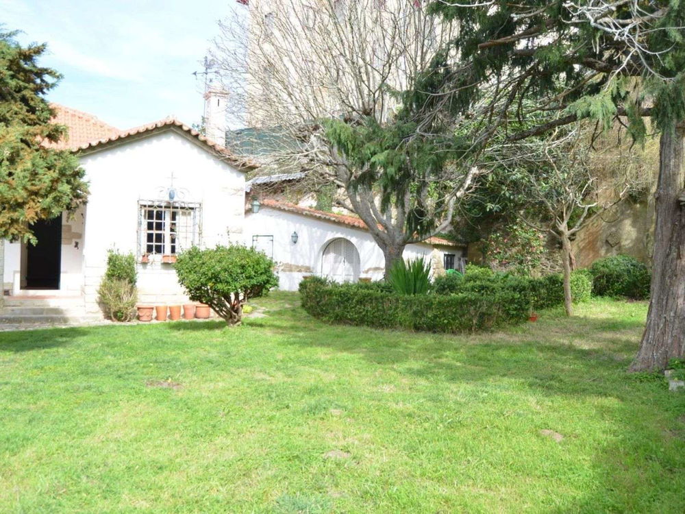 Rustic 4-Bedroom Villa with Spring Water from the Mountains, in Sintra 1691108024