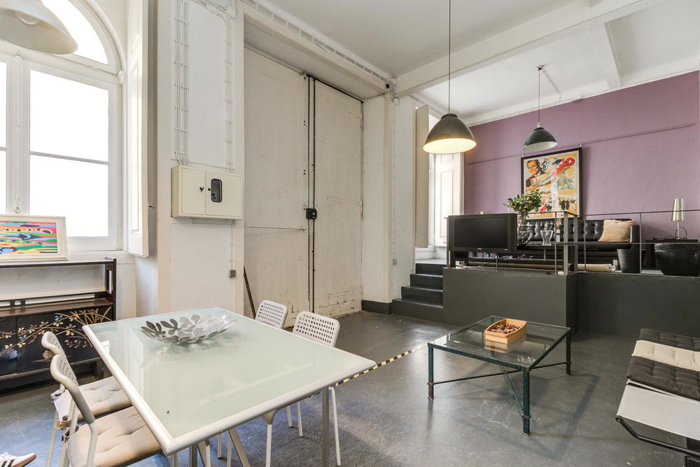 Loft studio+1 with double height ceilings, in the Cathedral in Lisbon 1044029176