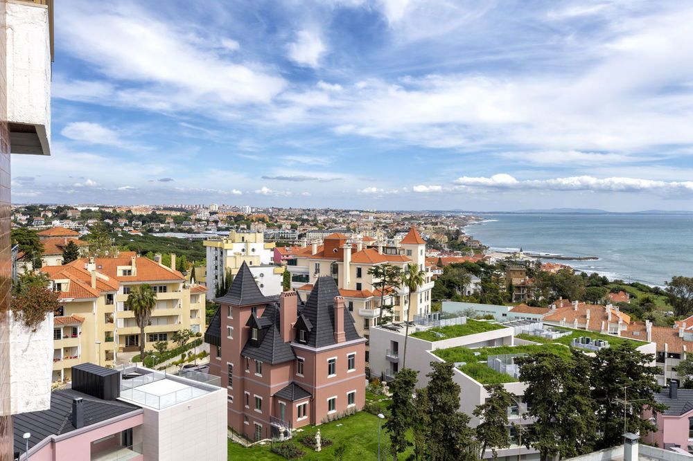 2 bedroom apartment with sea view in Monte Estoril Cascais 3837349141