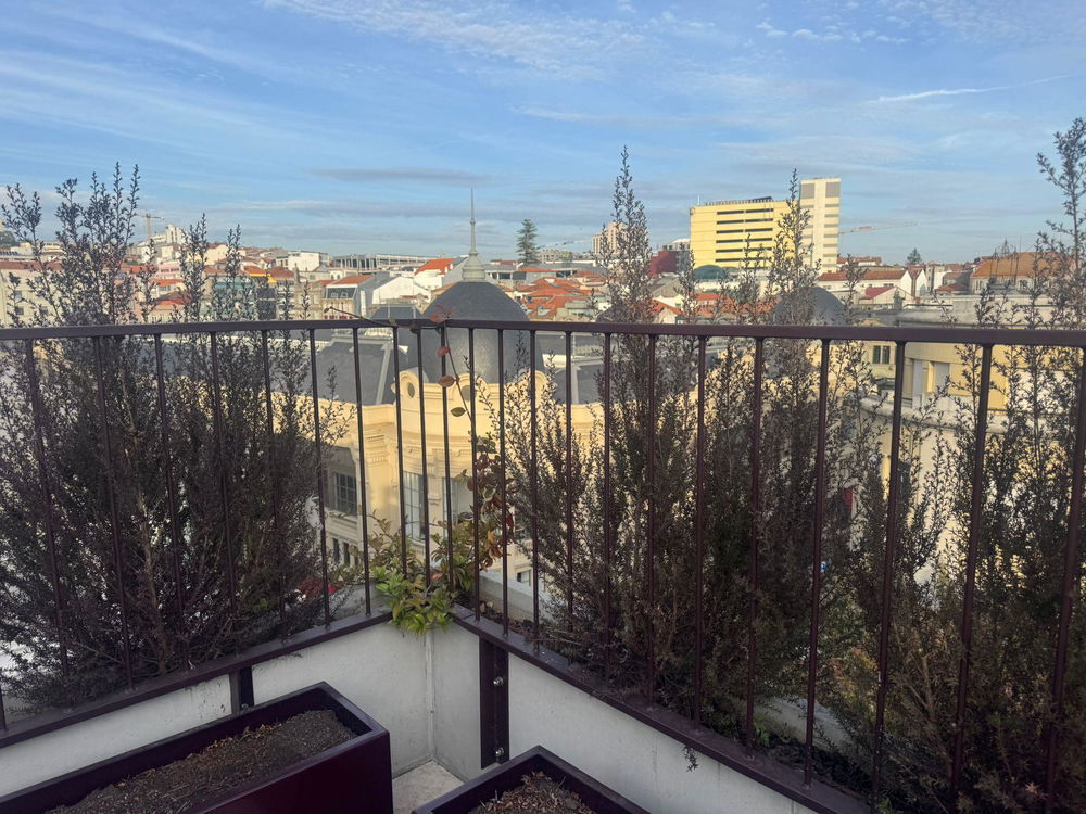 3 bedroom apartment with terrace, Bonjardim, in the center of Porto 3106335030