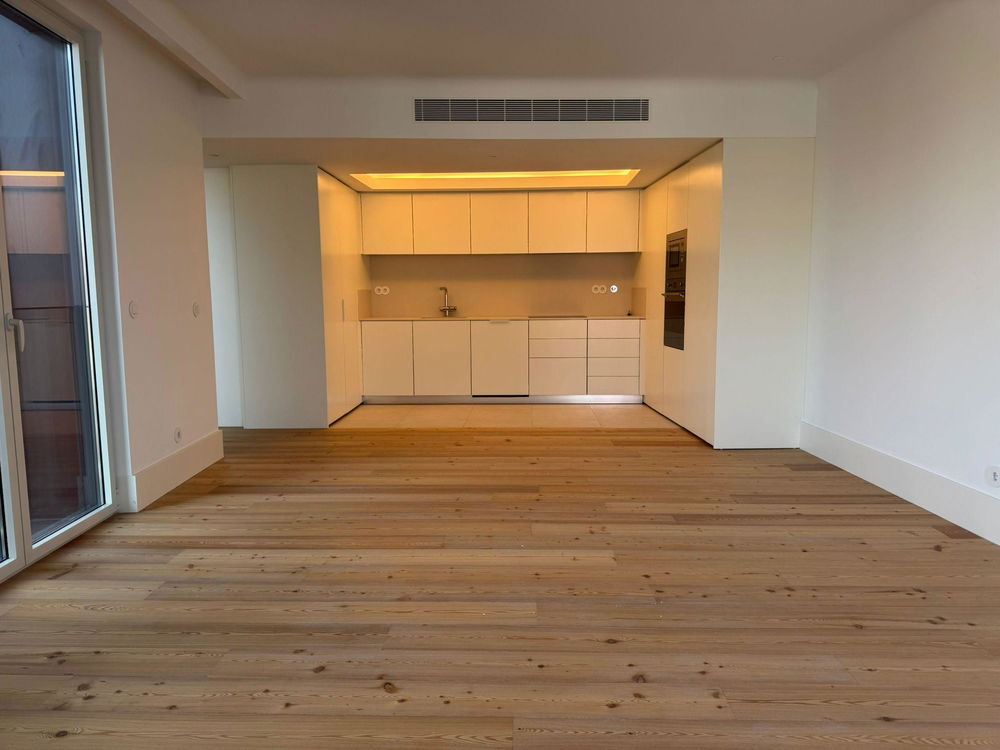 3 bedroom apartment with terrace, Bonjardim, in the center of Porto 3106335030