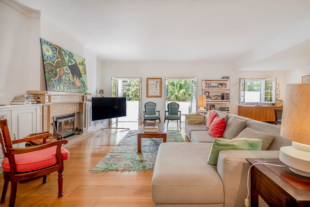 10-bedroom house with garden, in Alvalade, Lisbon 921793812