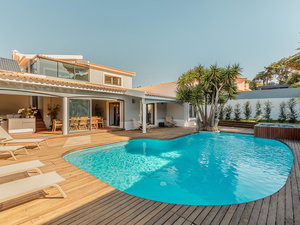 6+1 bedroom villa with garden and pool in Birre Cascais 37977162