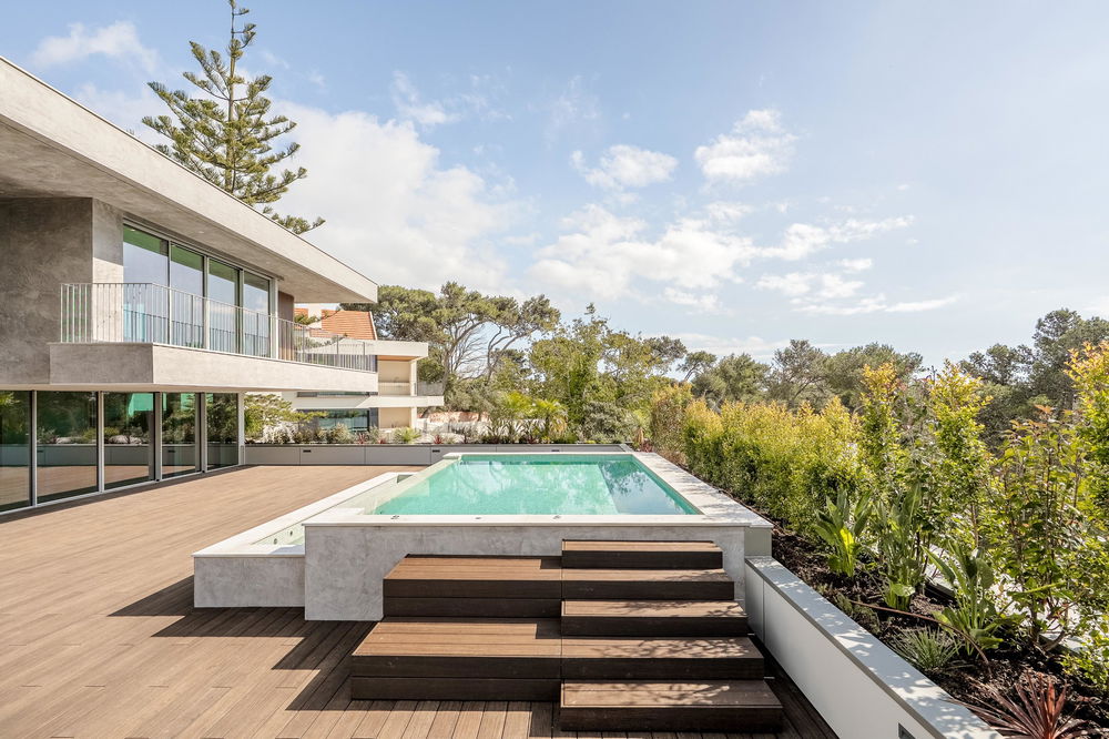 3-bedroom penthouse with garden and pool in Cascais 3160100546