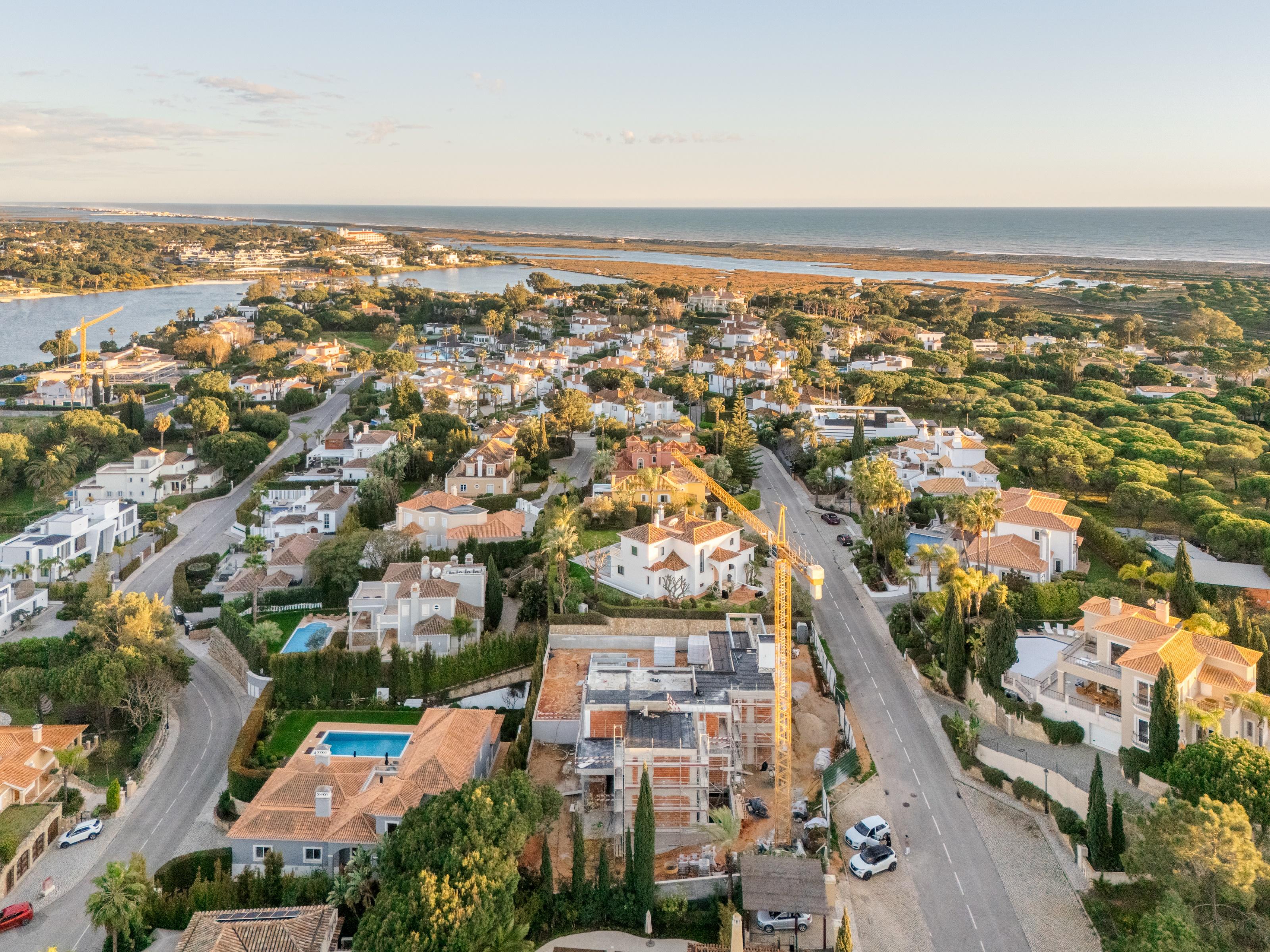 Moradia T4+1 com piscina jardim Quinta do Lago