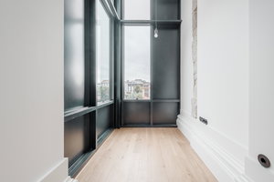 Studio apartment with mezzanine, 64 m2 of private gross area and 59 m2 terrace, near Sá da Bandeira street, in the center of Porto. 2751796882