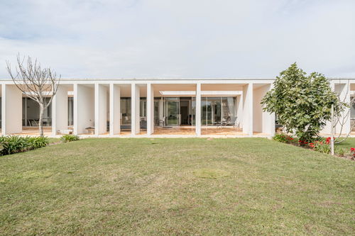 2 bedroom villa, with swimming pool and 24 hour security, Óbidos. 1622202146