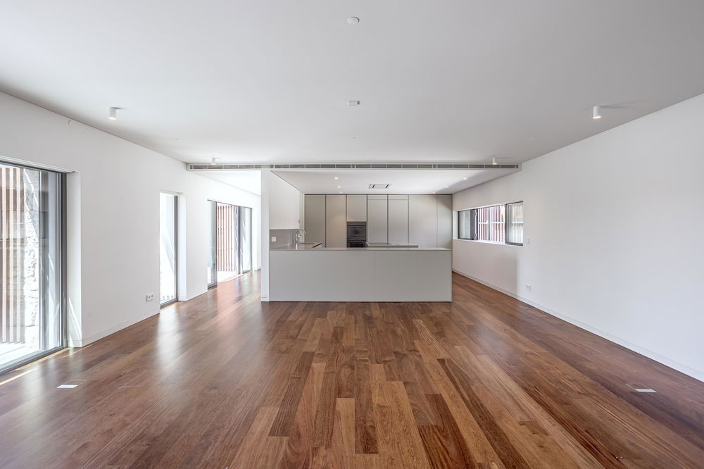 4-bedroom villa in a private condominium in Cascais 553215498