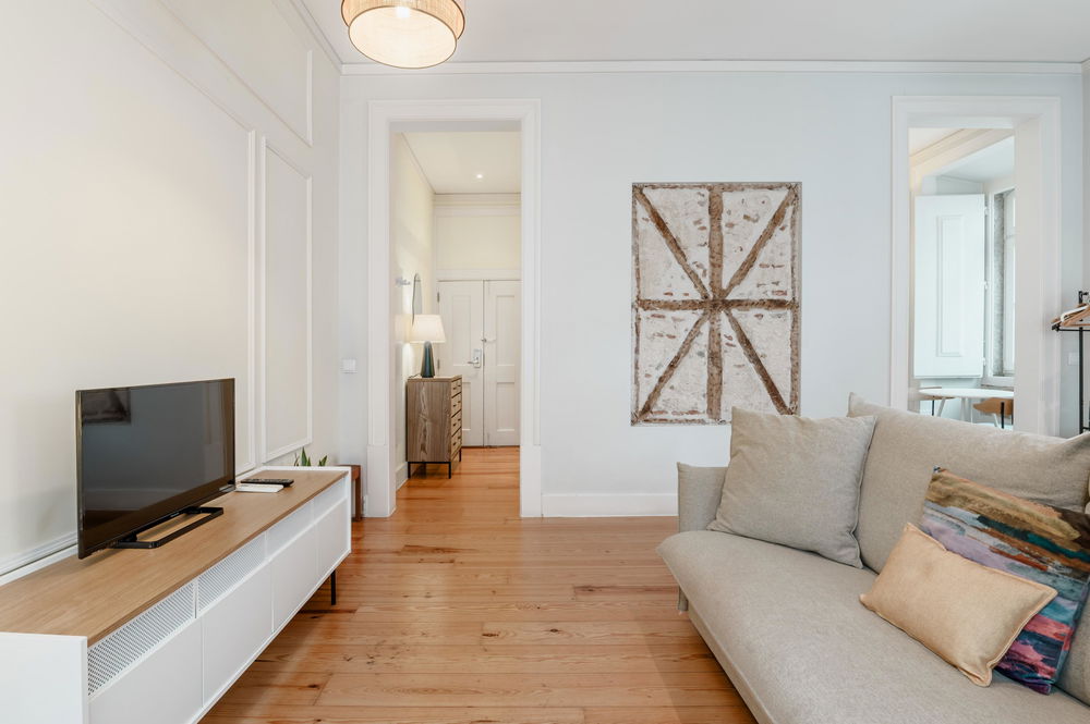 Studio apartment renovated, downtown Lisbon 5282155