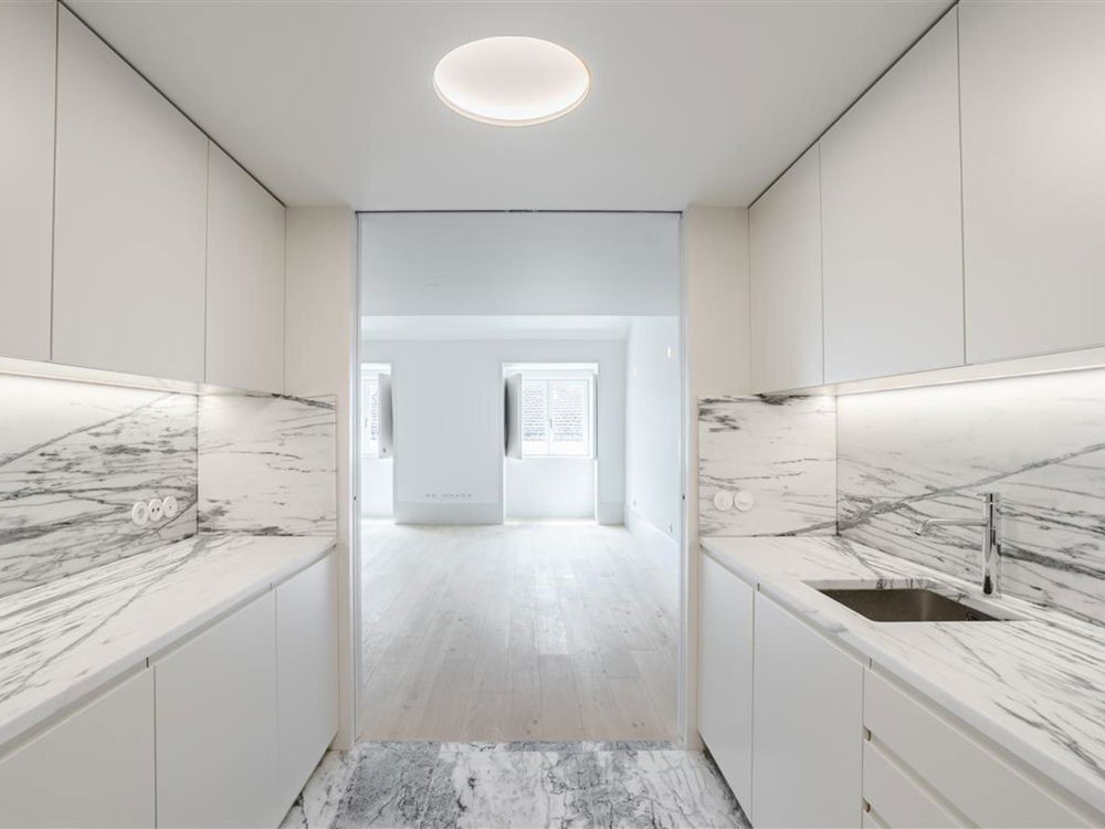 2-bedroom apartment with storage, in Alure, in Lisbon 4256913056