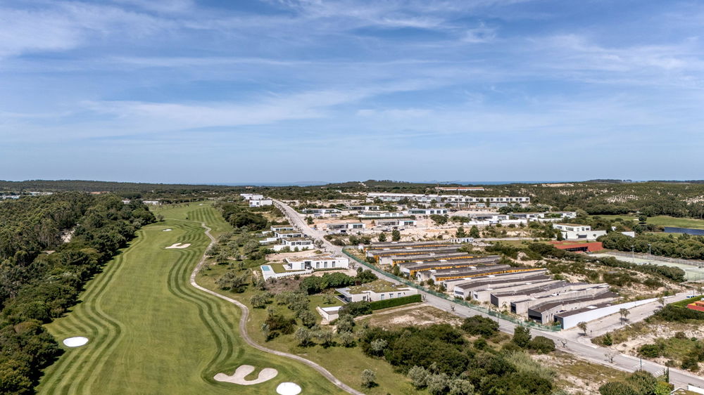 Plot for construction of a 3-bedroom house in Óbidos 3787339795