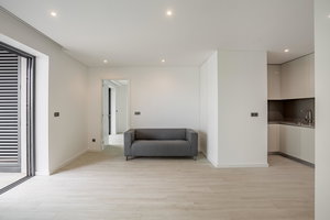 2-bed apartment with balcony, 2nd line in Quarteira 1845493535