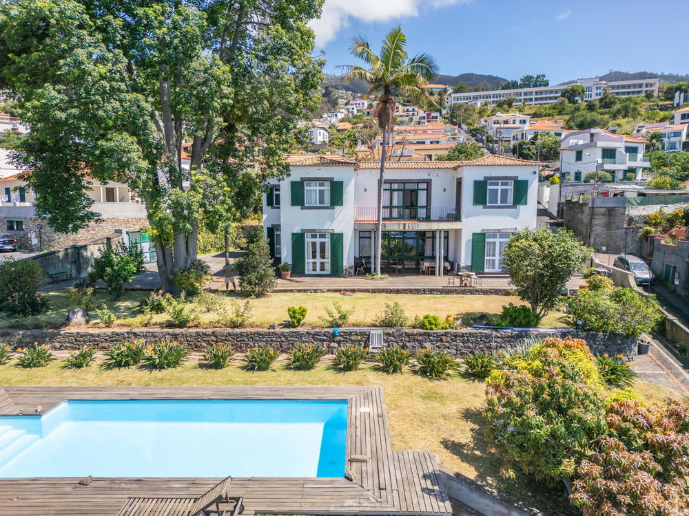 5-bedroom villa with pool in Funchal, Madeira 3000007596