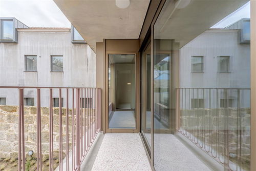 New 1-bedroom apartment at Padre Cruz 64, Porto 1697930471