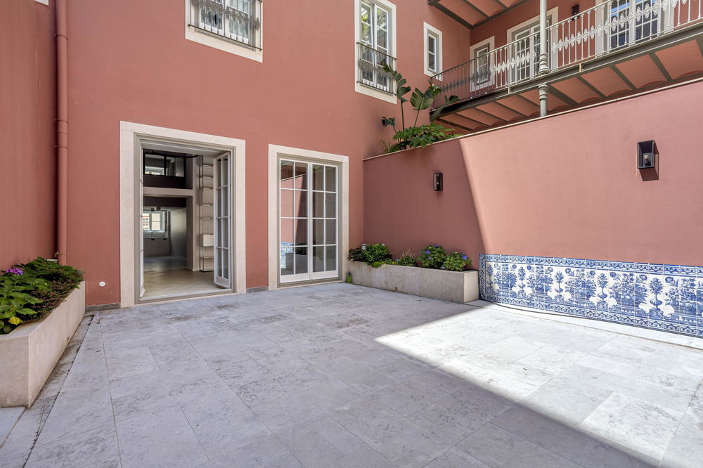 3+1 bedroom duplex apartment, in Misericórdia, Lisbon 4292451694