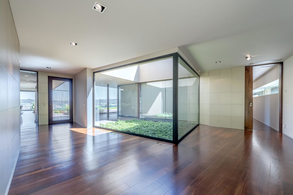 5-bedroom house with pool and garage, in Penha, Guimarães 1104447533