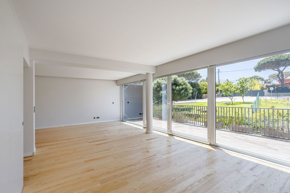 4-bedroom villa in a condominium Costa da Guia Cascais. 695167474