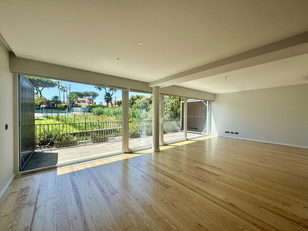 4-bedroom villa in a condominium Costa da Guia Cascais. 695167474