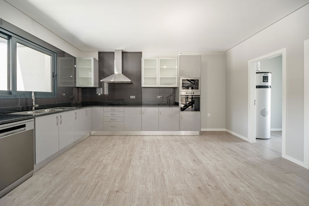 Semi-detached 3-bedroom house in São Roque, Funchal 852716781