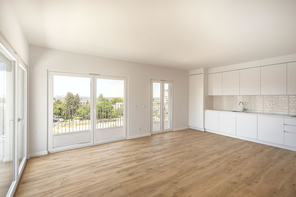 3-bedroom apartment with balcony, in Jaba, Barreiro 706838180