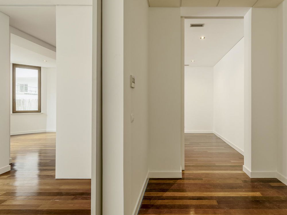 Renovated 4-bedroom apartment in Avenidas Novas, Lisbon 601189913