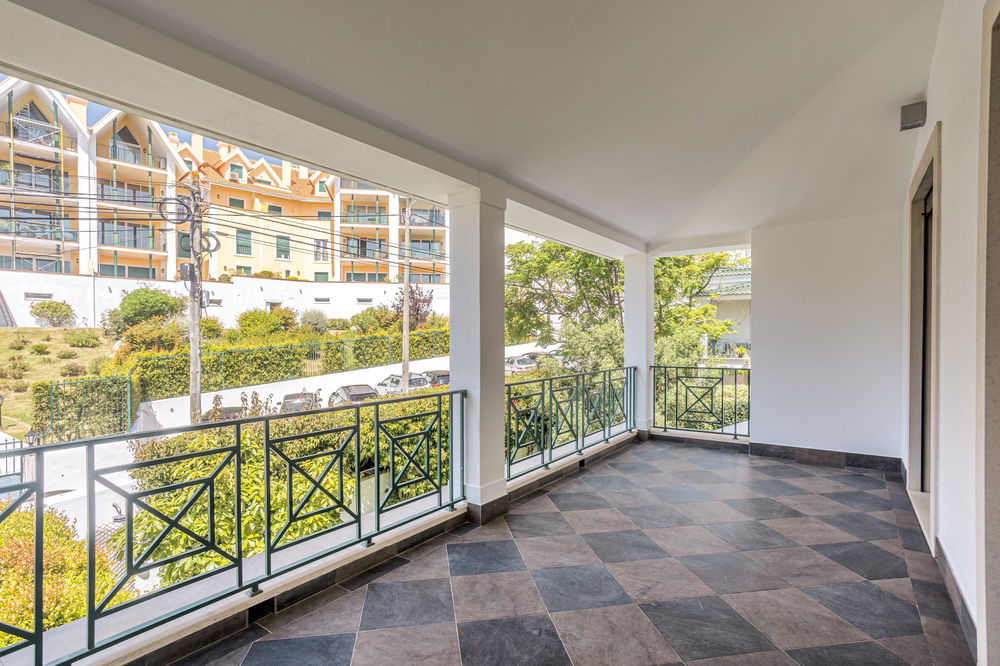 3-Bedroom Apartment Monte Estoril, Cascais 3637027119