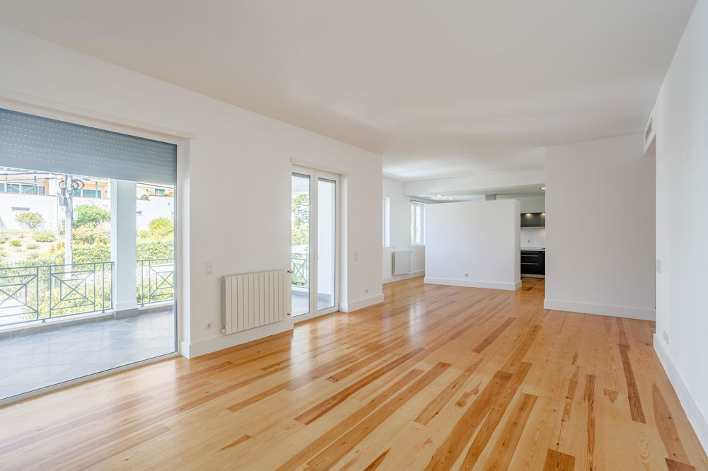 3-Bedroom Apartment Monte Estoril, Cascais 3637027119