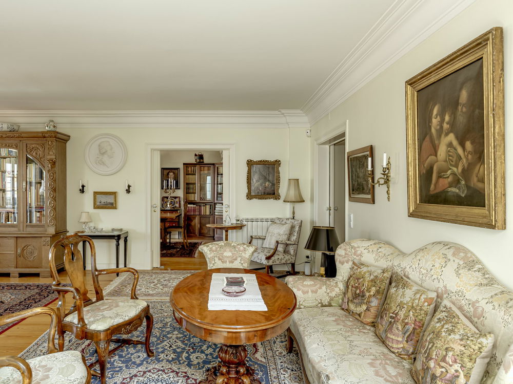 Duplex 6-bedroom apartment in the historical center of Cascais 2639020405