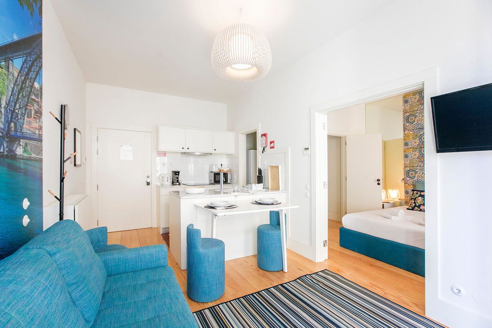 One-bedroom apartment with balcony, Rua das Flores, Porto 3104957722