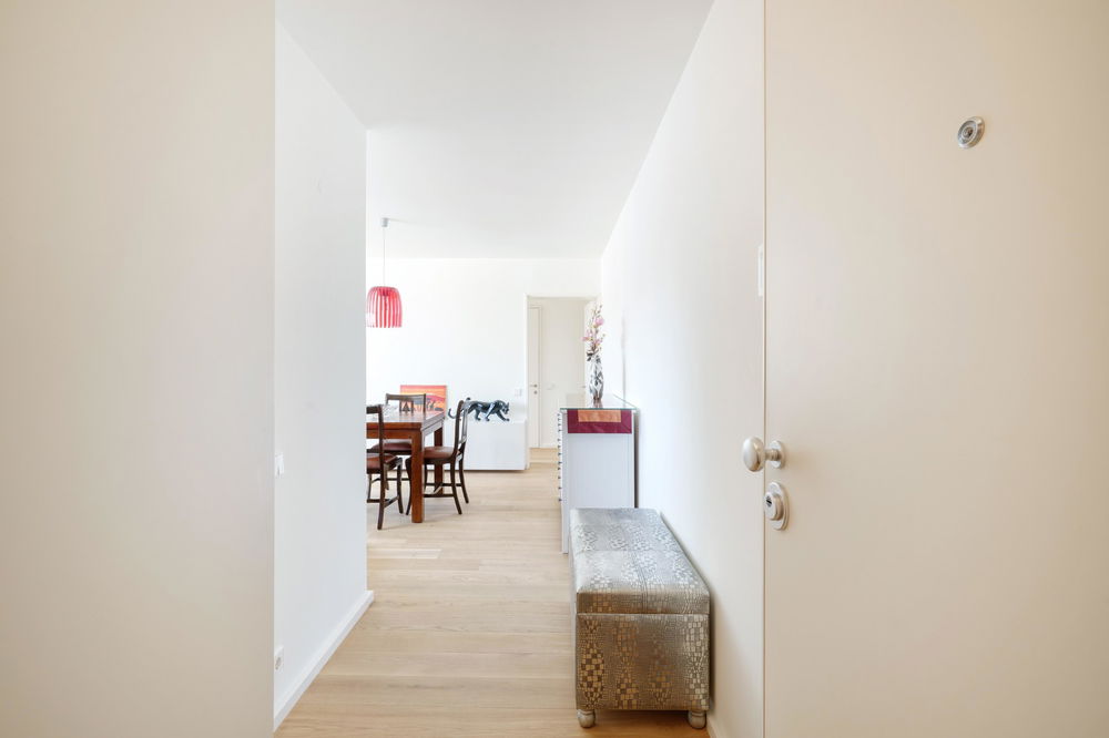 One-bedroom apartment with garage, at The One, Lisbon 1077690337