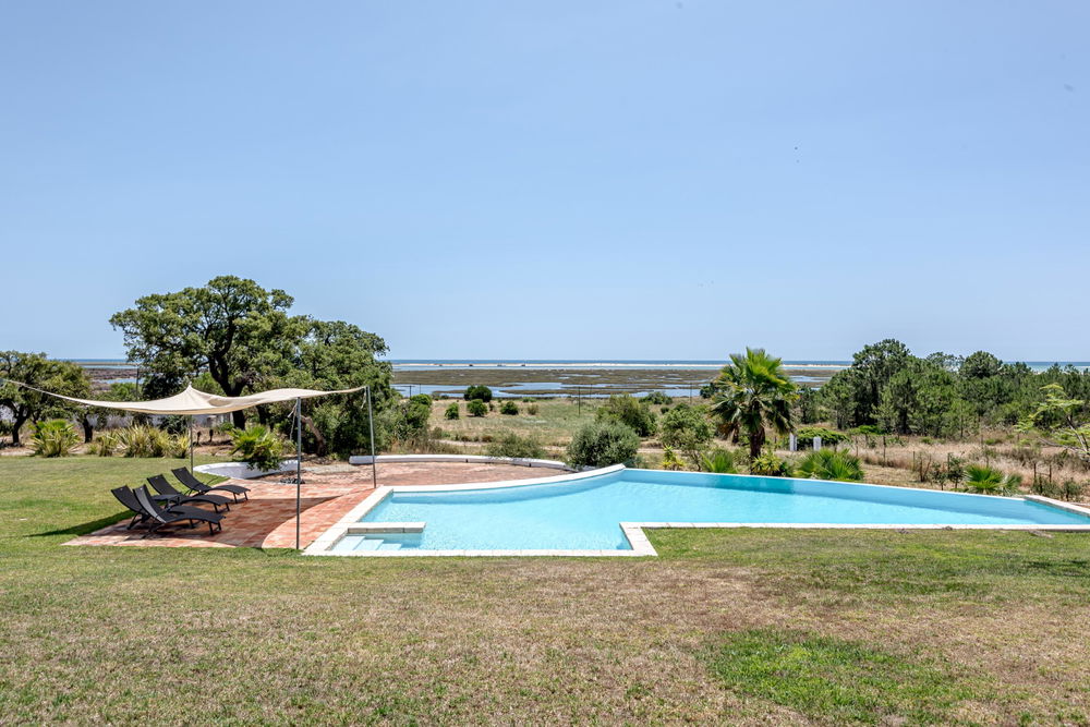 5+1-bedroom villa with swimming pool and garage, in Tavira, Algarve 1778230255