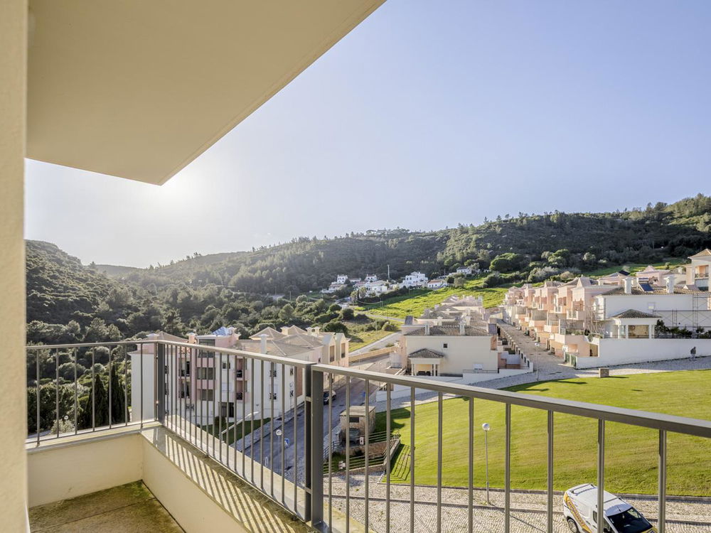 2-bedroom apartment near the beach, in Harbour View II, Sesimbra 3095677