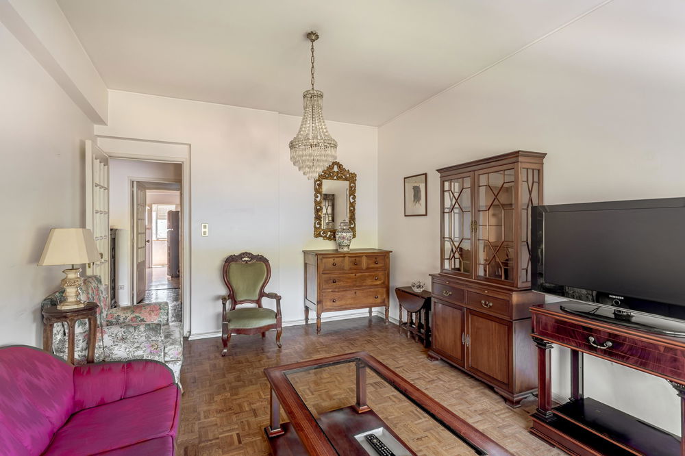 4-bedroom apartment with balcony, in Benfica, Lisbon 2988818215