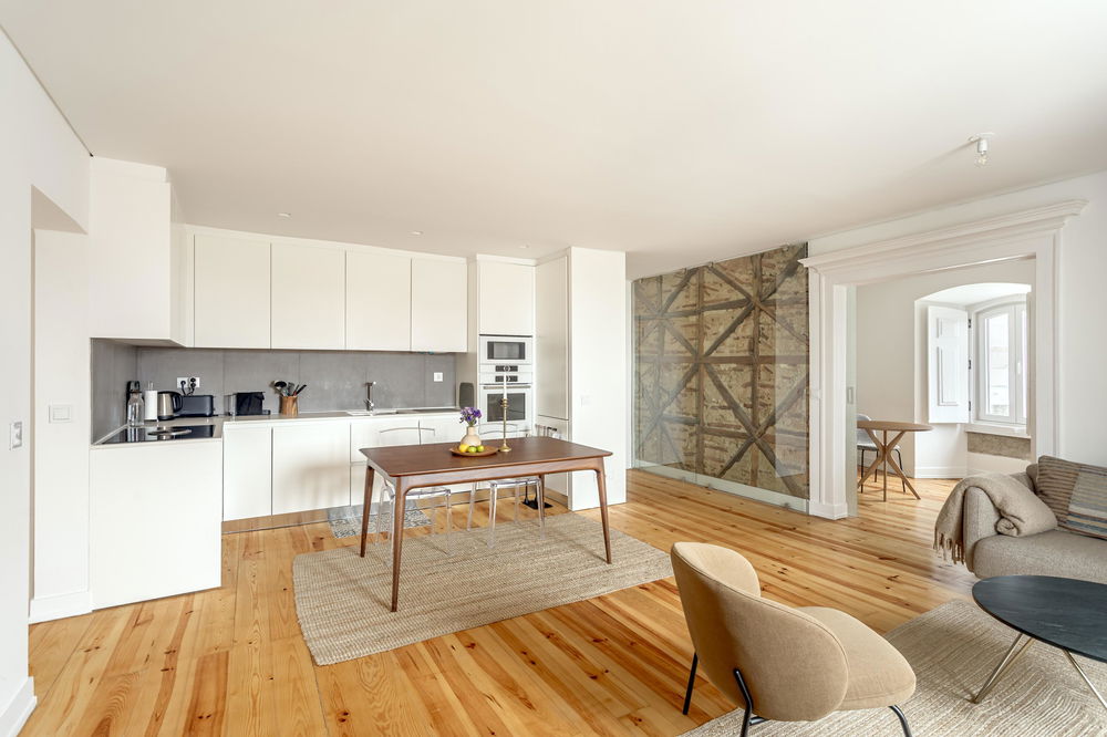 2- Bedroom apartment with parking, in Lisbon 3171551180