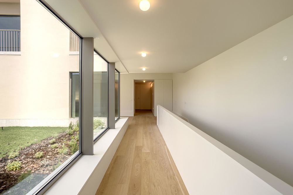 5-Bedroom Villa with swimming pool and garage, in Areia, Cascais 1741039038