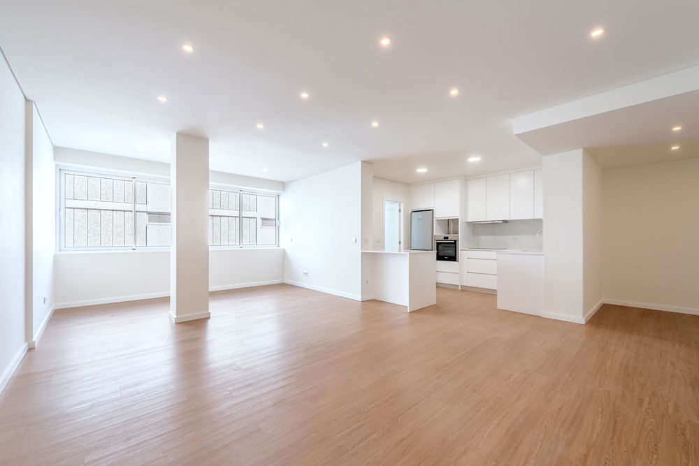 4-bedroom apartment, on Avenida da Boavista, in Porto 959655483