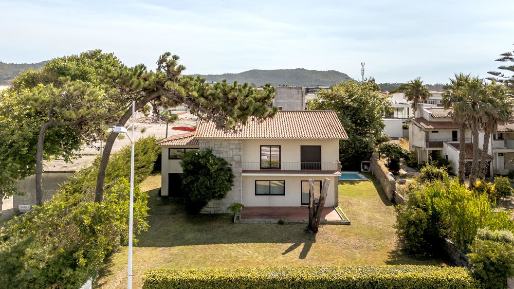 5-bedroom villa with swimming pool in Esposende, Porto 4037845726