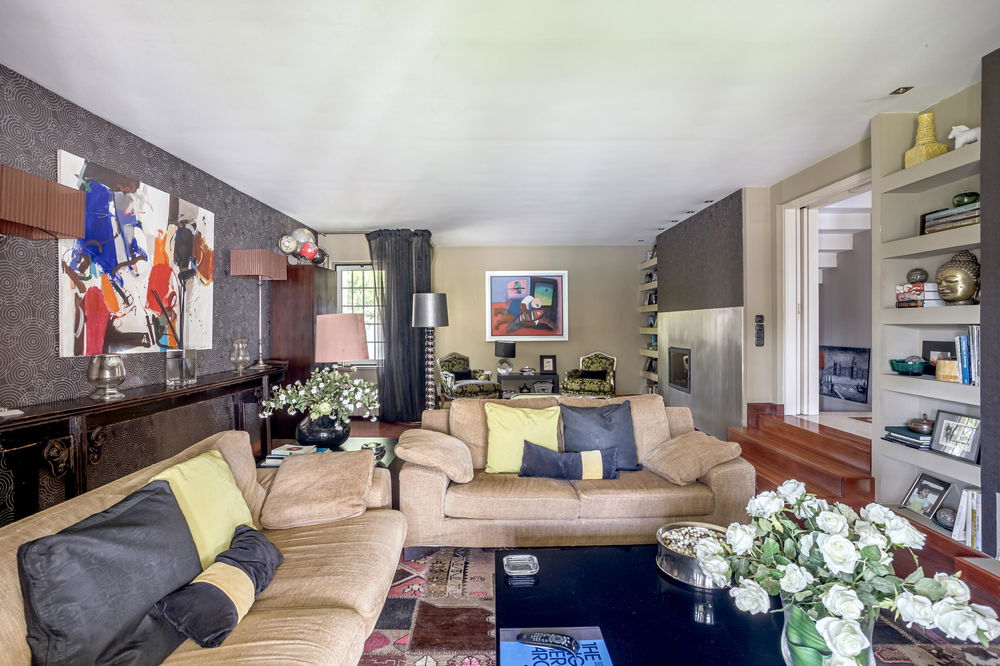 5-Bedroom Villa with Pool in Quinta da Beloura, Sintra 4270298096