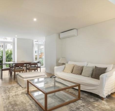 Duplex 3-Bedroom Apartment, Campo Mártires da Pátria Lisboa 700654571