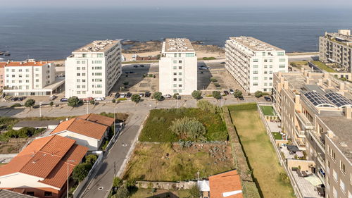 Land with Approved Project in Leça da Palmeira, Porto 2428553648