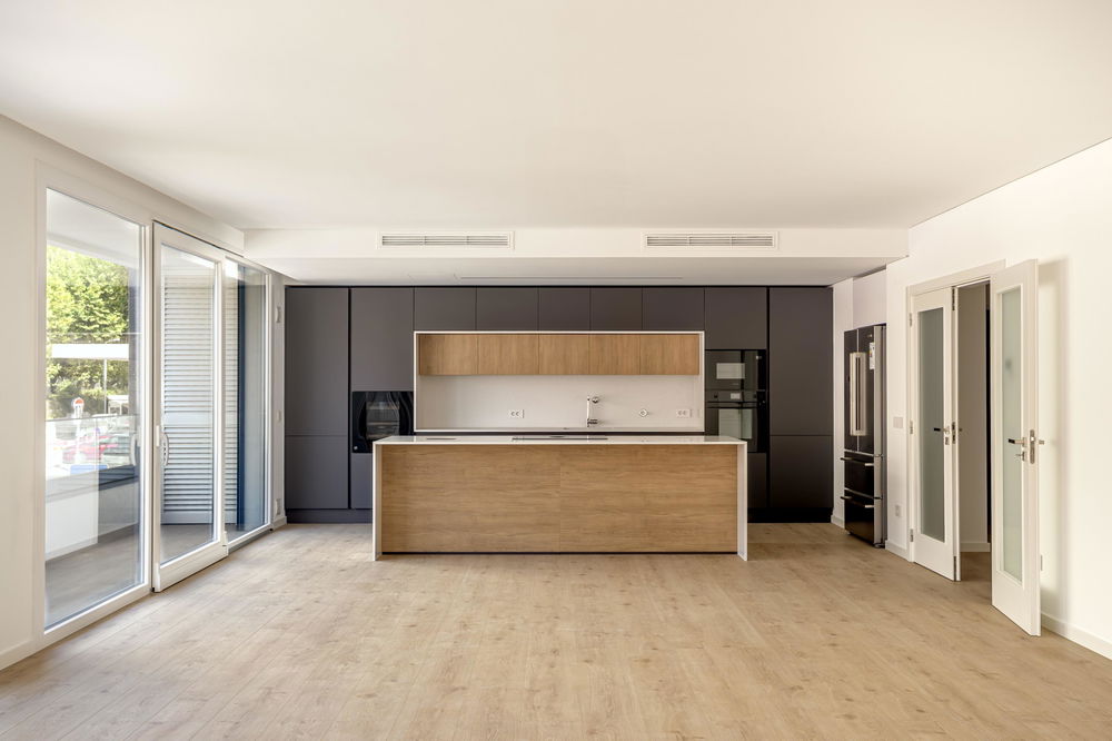 3-bedroom Apartment with sea view and garage in Cascais 568454581