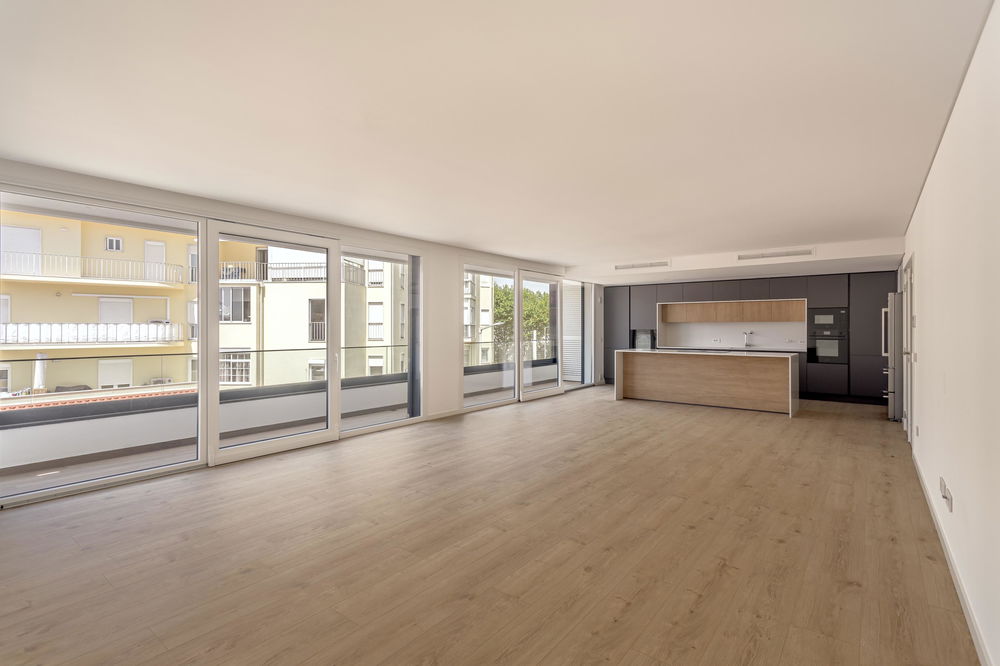 3-bedroom Apartment with sea view and garage in Cascais 3363981440