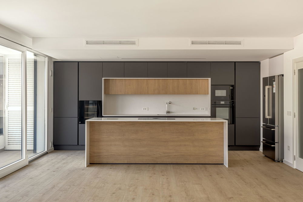 3-bedroom Apartment with sea view and garage in Cascais 3363981440