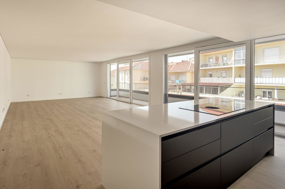 3-bedroom Apartment with sea view and garage in Cascais 3363981440