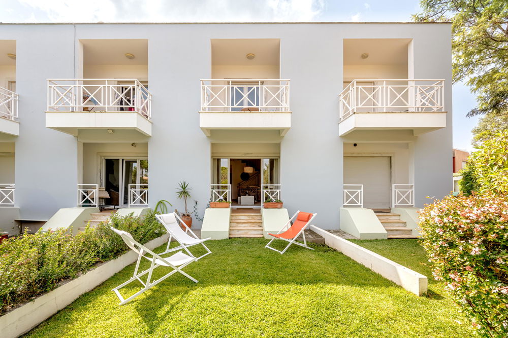 2-Bedroom Villa with Pool in Vilamoura, Algarve 2340327529