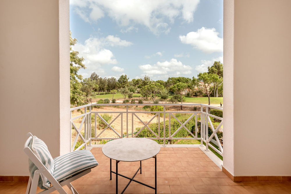 2-Bedroom Villa with Pool in Vilamoura, Algarve 2340327529