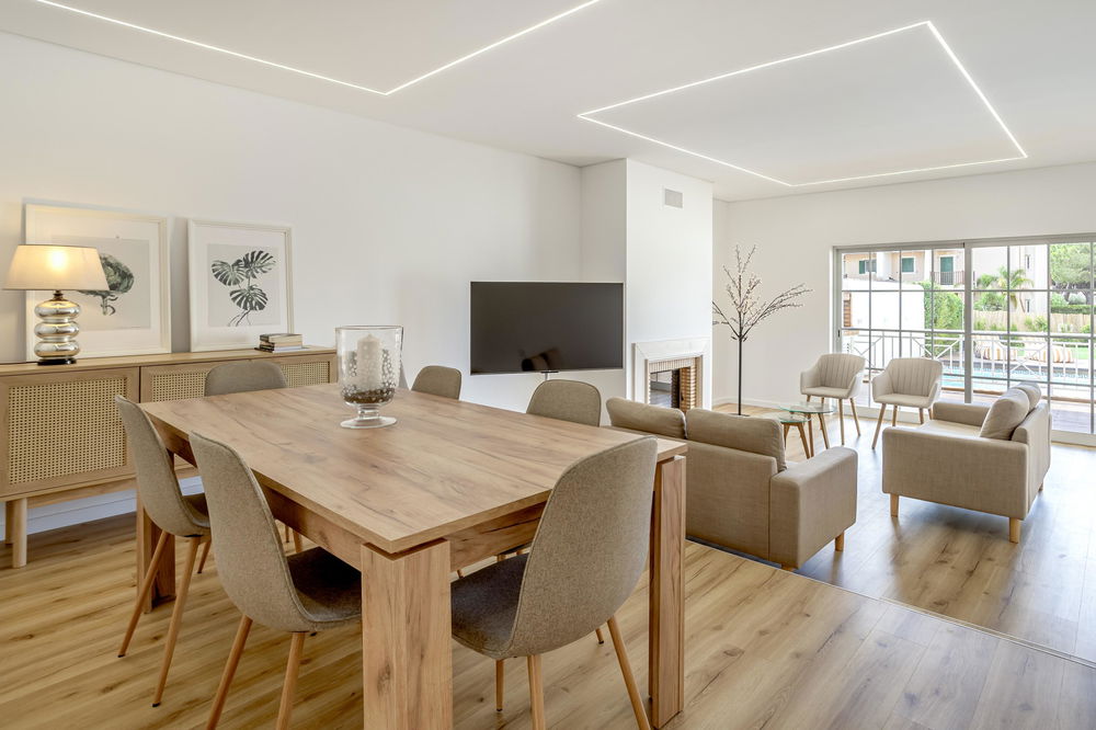 Villa 2+2-bedroom with pool and parking in Algarve 86779530