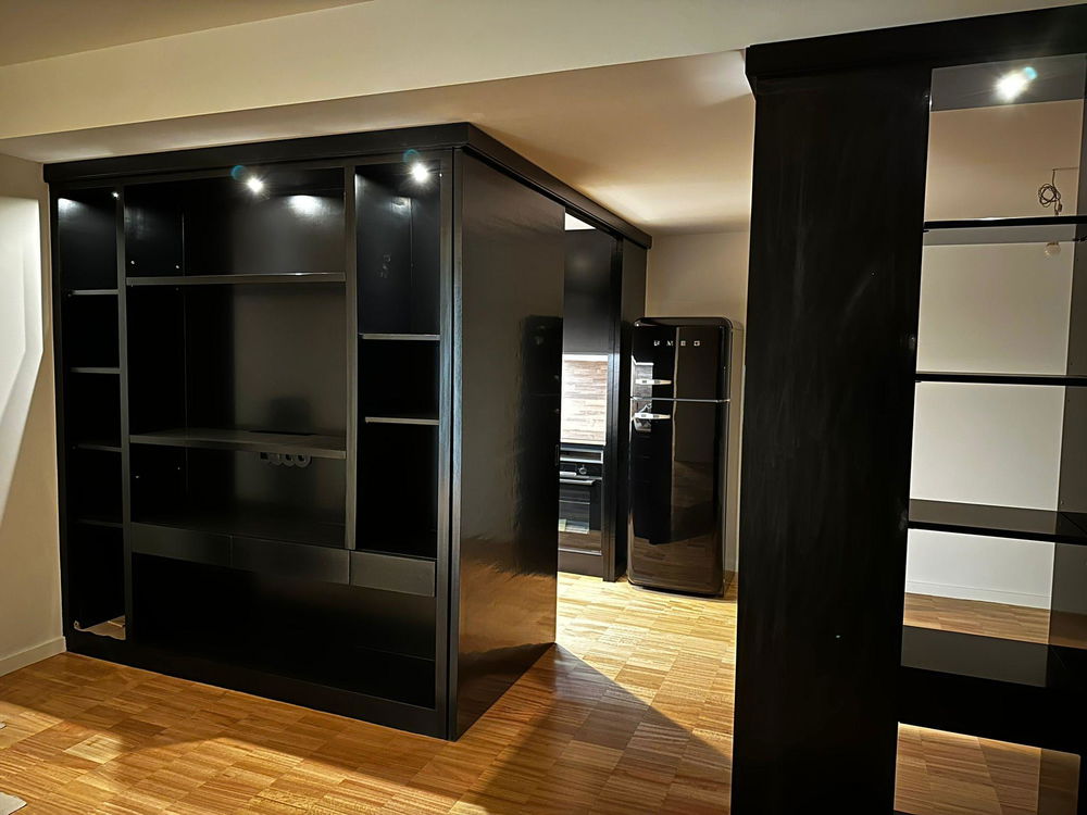 Renovated 2-bedroom apartment with garage in Porto 4276226250