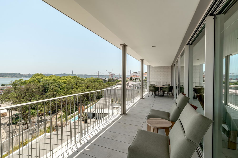 4-bedroom apartment garage, river view, Santos, Lisbon 2489912818