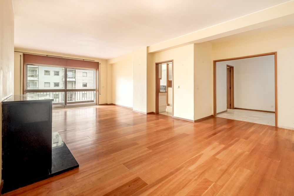 6-bedroom apartment with garage and storage in Aviz, Porto 3762769135